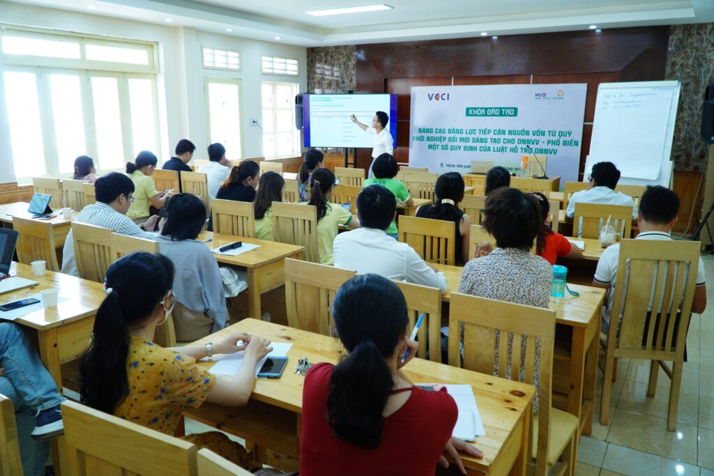 phòng họp Trung tâm khởi nghiệp đổi mới sáng tạo Thừa Thiên Huế